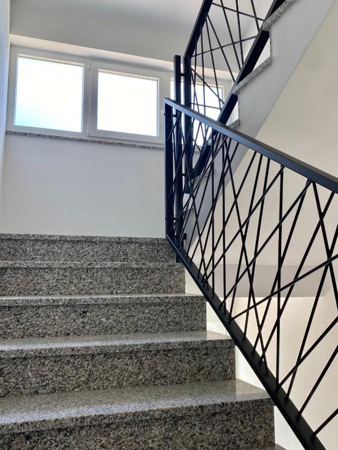 Theros Bibinje Esterno foto